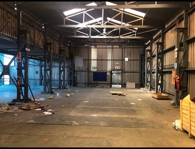 12,598M² WAREHOUSE FOR SALE IN GERMISTON SOUTH